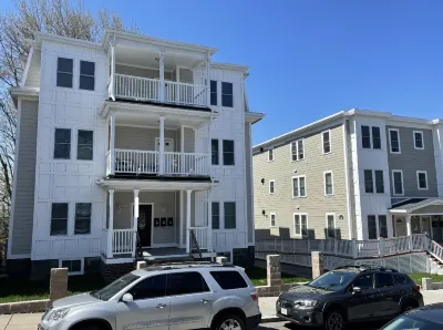 Modern/Luxury | Steps from Zoo & Golf Course Hotels in Dorchester