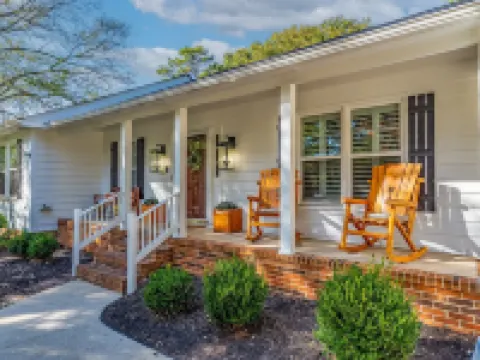 Welcome to The Taylor House; Simpsonville gem that offers more than just a stay. Hotels in Simpsonville