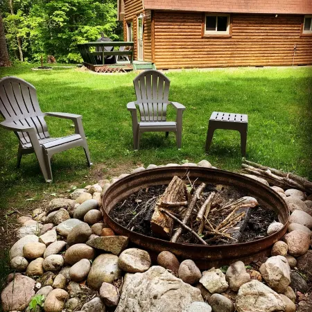 Bonfire Holler Cabin