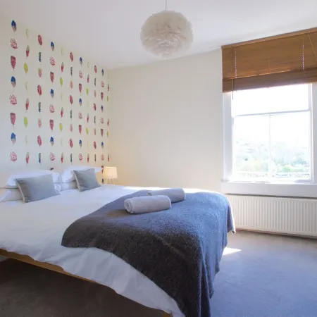 Gorgeous, peaceful & very central apartment with fabulous views.