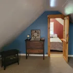 Cozy 1-bedroom loft apartment in lovely Duxbury