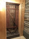 Rustic log cabin in the beautiful Wyoming Black Hills!