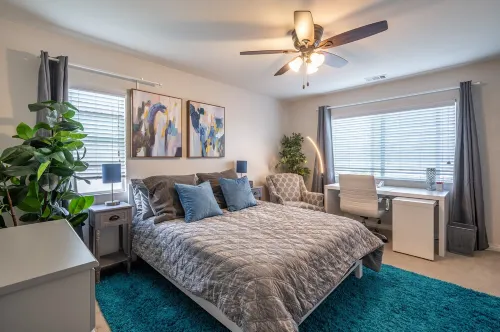 Spacious Home 7mi to Beach, King Bed, Spa, Firepit, Games, Perfect for Groups