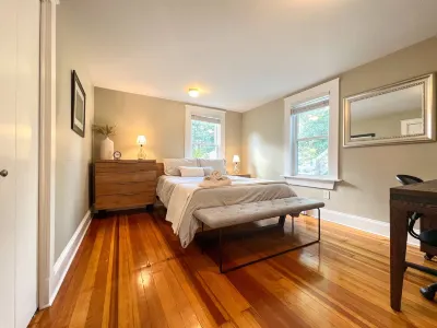 Cozy three-bedroom home close to Boston Hotels near South Shore Plaza