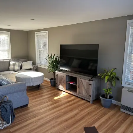 Beautiful Private Home in the Heart of Wells, ME! Only 1.6mi from the beach!