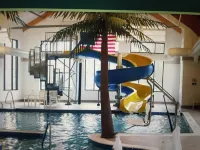 Northern MI Log Cabin Inn–Hot Tub, Trails, Golf, Trails, Nature, Snowmobile, Ski - 小木屋