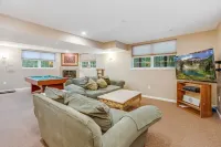 Masthope-Big Bear-Lackawaxen-Luxury 4 Bedroom-Game Room - Chalets