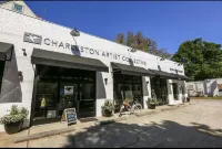 Ten minutes to Beach & Town: Contemporary Living in Historic Old Village