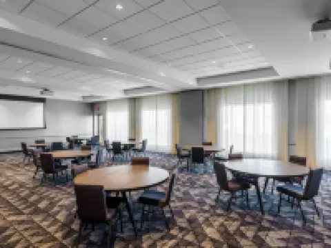 Courtyard Indianapolis Fishers 費希爾斯酒店