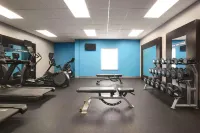 Hampton Inn & Suites York - Gym