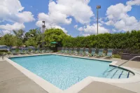 Hampton Inn Middletown - Family Friendly