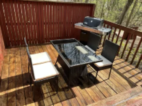 Location, Location - Modern Waterhill Living
