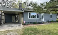 Lake House W/ Fenced Yard, Swim Dock, Marinas/Launches, 7 miles to Mtn Home, AR