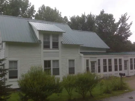 Charming 3-bedroom house in Ludlow with WiFi access