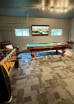 Large Luxurious Coastal Home!! Hot tub, Pet friendly, & Beautiful Coastal views