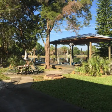 The Fish House - AWESOME BOAT RAMP -Waterfront -Scalloping-Fishing