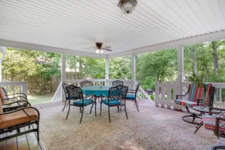 Boathouse, Covered Porch 2 Fire Pits  Kayak Quite Cove No Wake