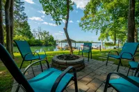 2-Bedroom, Dog Friendly Home sleeps 6 on the Tennessee River/Chickamauga Lake
