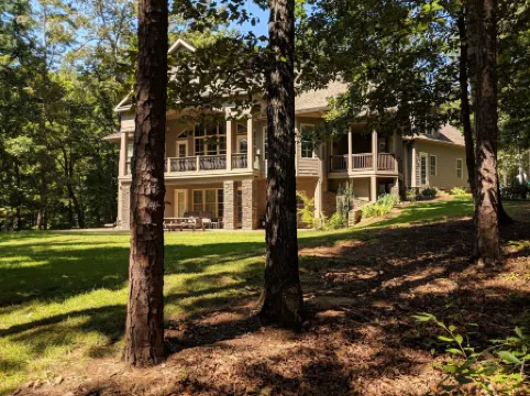 Lake Front, Quiet, Private cove on 4.75 acres, Canoe, 2 Kayak, 2 boat docks