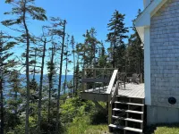 Beautiful Seaside cottage with stunning views