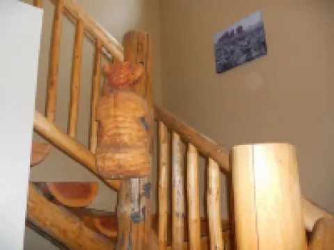 Streamside Retreat w/Creek and Mountain Views-Private Hot Tub overlooking creek