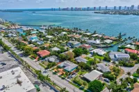 Beaches & Island Hopping to Singer & Peanut Islands - Intracoastal Home