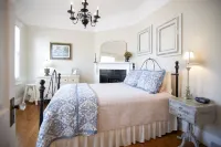 Absolutely Awesome, the Captain's Cottage