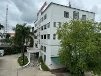 Kim Thanh Hotel, Vinh Phuc - Near Heron Lake Golf, DAM Vac Hotels in Tích Sơn