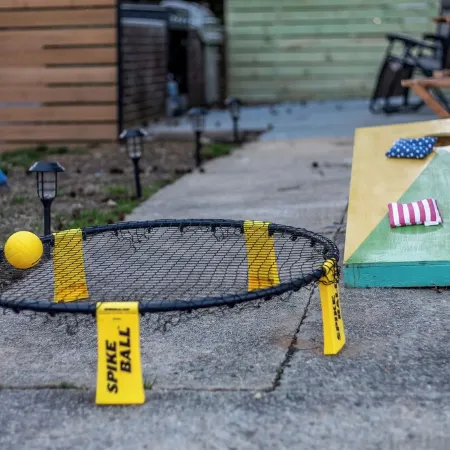 Sleeps 17;2 mins from HPU; Hot Tub; Great for FurnitureMarket