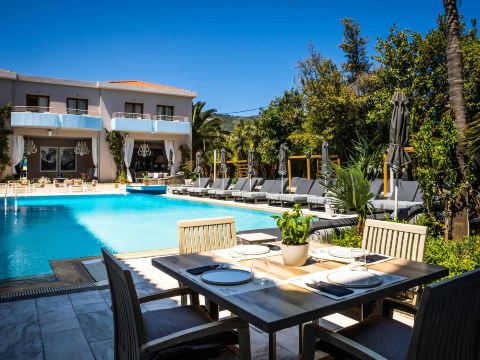 La Piscine Art Hotel, Philian Hotels and Resorts