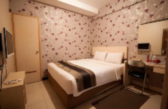 Mine Home Hotel Cihampelas