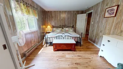 Private Cabin walk to Pine Creek or hike PA Grand Canyon, Summer Fun Chestnut