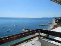 Pansion Martin - Ocean View