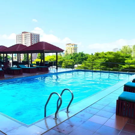 Aura Suites