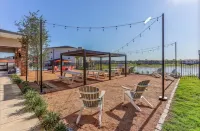 Feel@Home I Rosenberg I Lakeview
