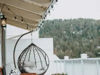 Charming Retreat with Stunning Lake Views. Ξενοδοχεία στην πόλη Crestline