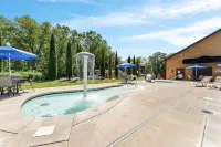 Holidays with us Means Room for Everyone!  by Sdc w/Lake View, Hottub, Theater