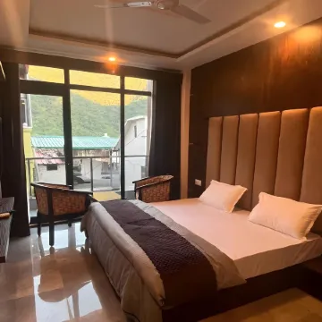 Hog - House of Gypsy