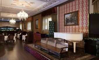 Ichan Qal'a Premium Class Hotel
