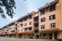 Kondominium Carita Jaya RedPartner 拉布安住宿飯店