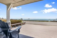 Brand new oceanfront home with amazing views!