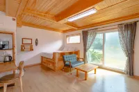 Jeju Camp Harris Spa Pension