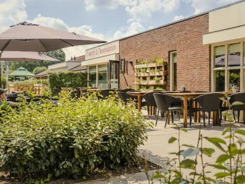 Wellness Lodge with Sauna and Wonderful Views Hotels in Hellendoorn