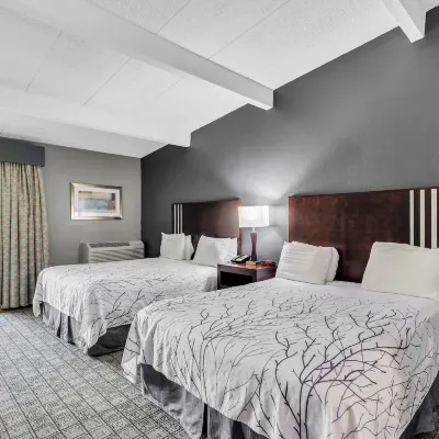 Eastlake Suites Hotel & Conference Center by OYO Urbana Hotels near Illini Union