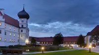 Schloss Hohenkammer Hotels in Kranzberg