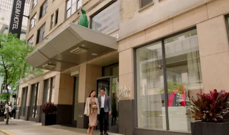 Hotel 55 Chicago Downtown