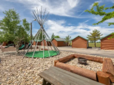 Badlands Frontier Cabins Hotels in Wall