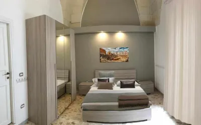 ويش روومز Hotels near Porta Napoli