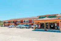 Summer Breeze Motel - Motels