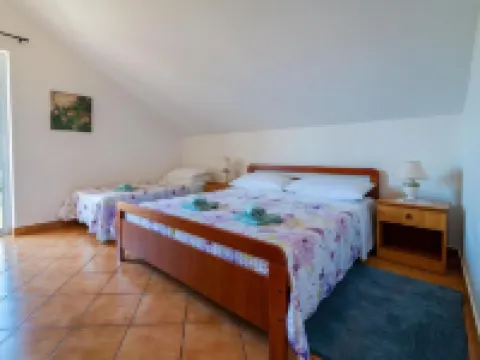Comfortable Apartment with Balcony in a Quiet Area, Near the Beach Hotels in Petrčane